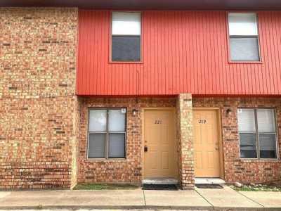 Home For Rent in Irving, Texas