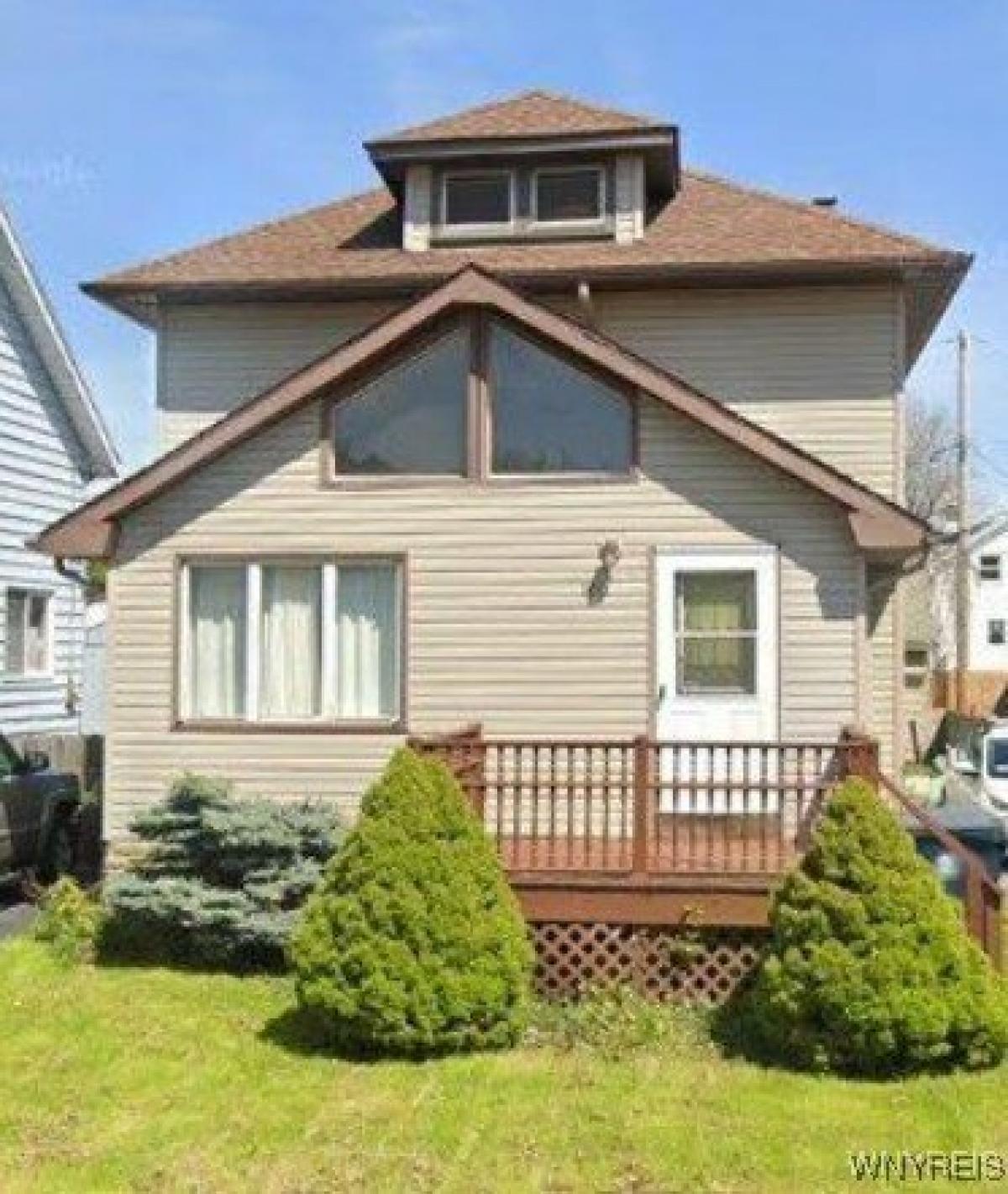 Picture of Home For Sale in Lackawanna, New York, United States