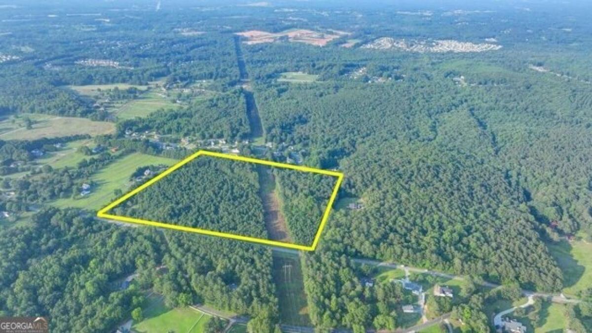 Picture of Residential Land For Sale in Dacula, Georgia, United States