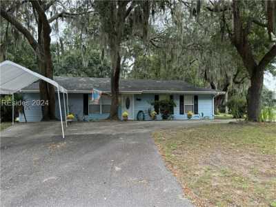 Home For Sale in Beaufort, South Carolina