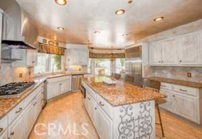 Home For Sale in Newbury Park, California