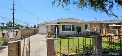 Home For Sale in Santa Ana, California