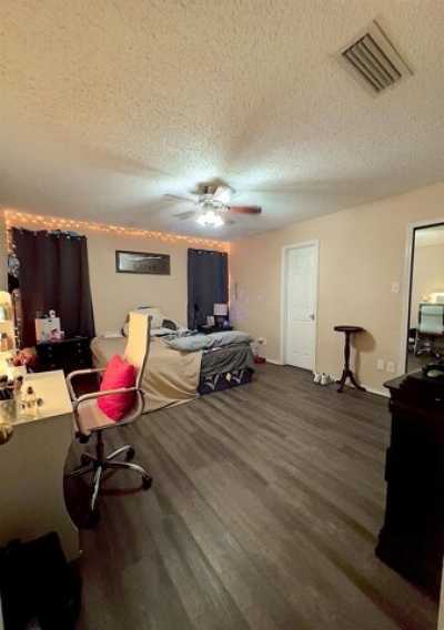 Home For Rent in Bedford, Texas