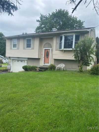 Home For Sale in Oriskany, New York