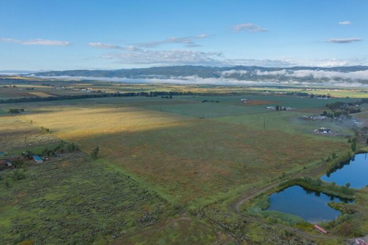 Picture of Residential Land For Sale in Thayne, Wyoming, United States