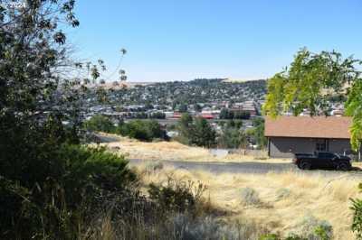 Residential Land For Sale in Pendleton, Oregon