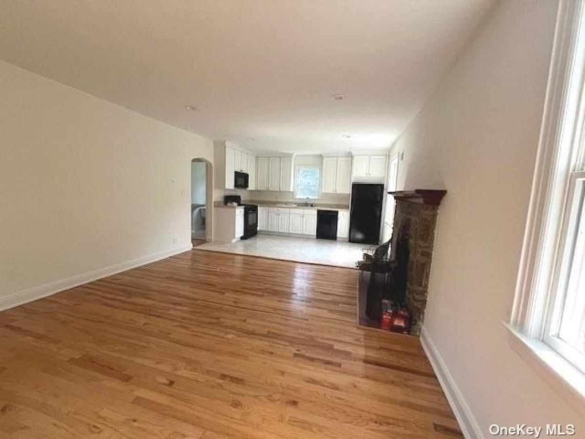 Picture of Apartment For Rent in Port Washington, New York, United States