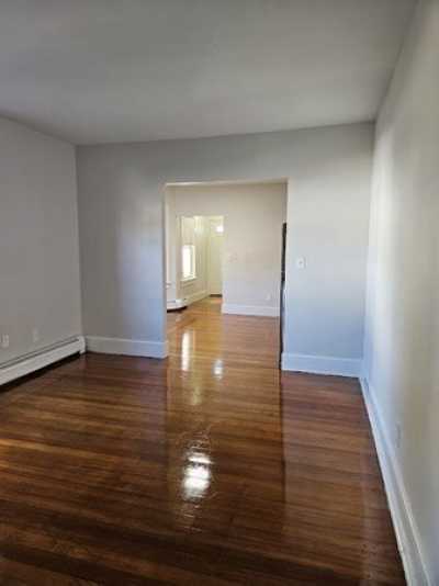 Apartment For Rent in Waltham, Massachusetts