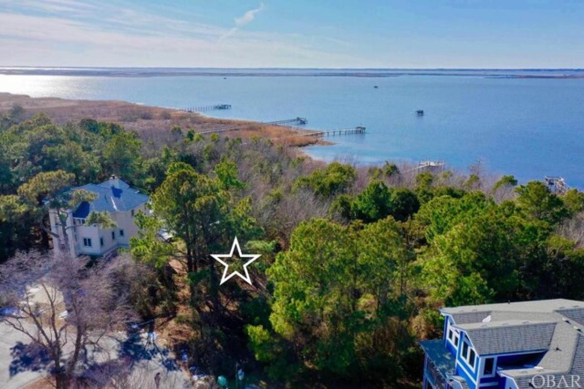 Picture of Residential Land For Sale in Corolla, North Carolina, United States