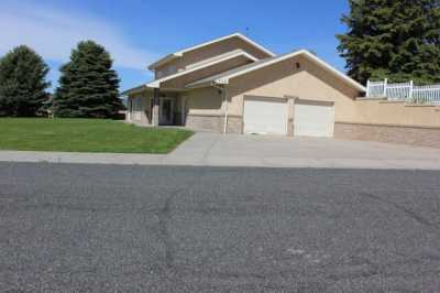 Home For Sale in Lingle, Wyoming