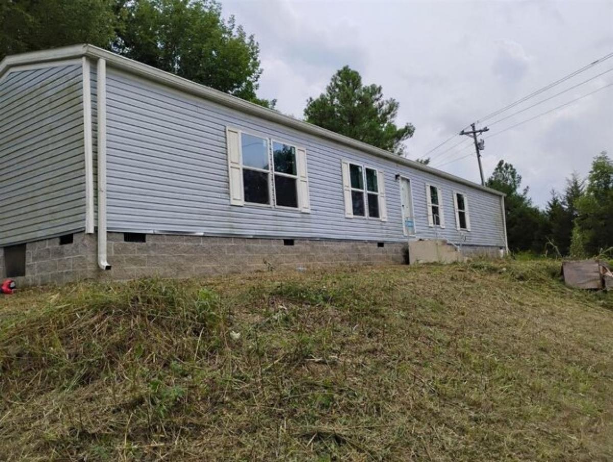 Picture of Home For Sale in Glasgow, Kentucky, United States