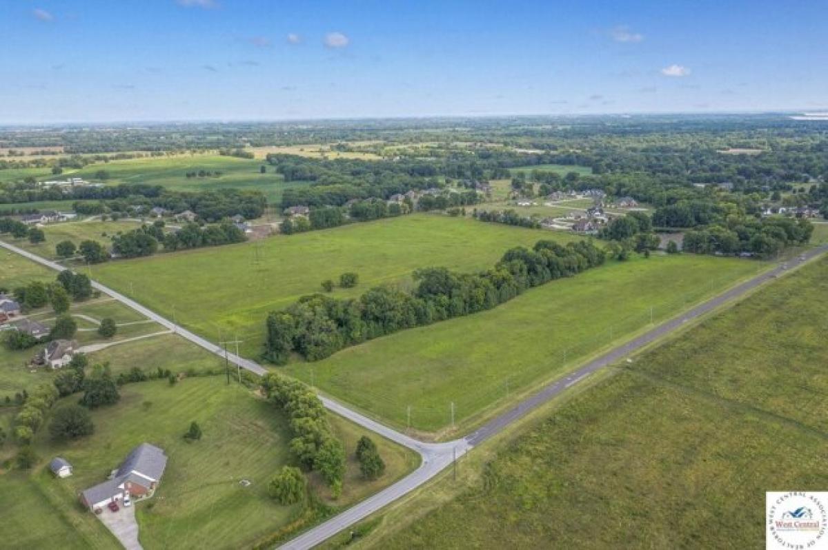 Picture of Residential Land For Sale in Clinton, Missouri, United States