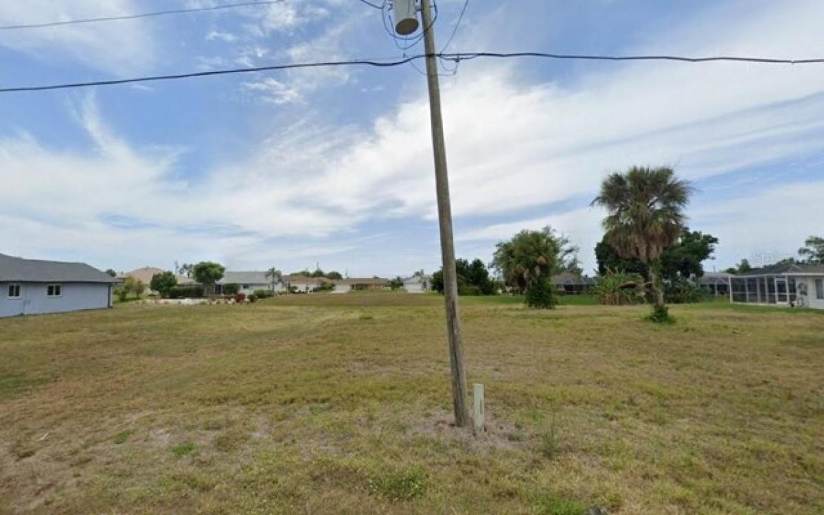 Picture of Residential Land For Sale in Rotonda West, Florida, United States