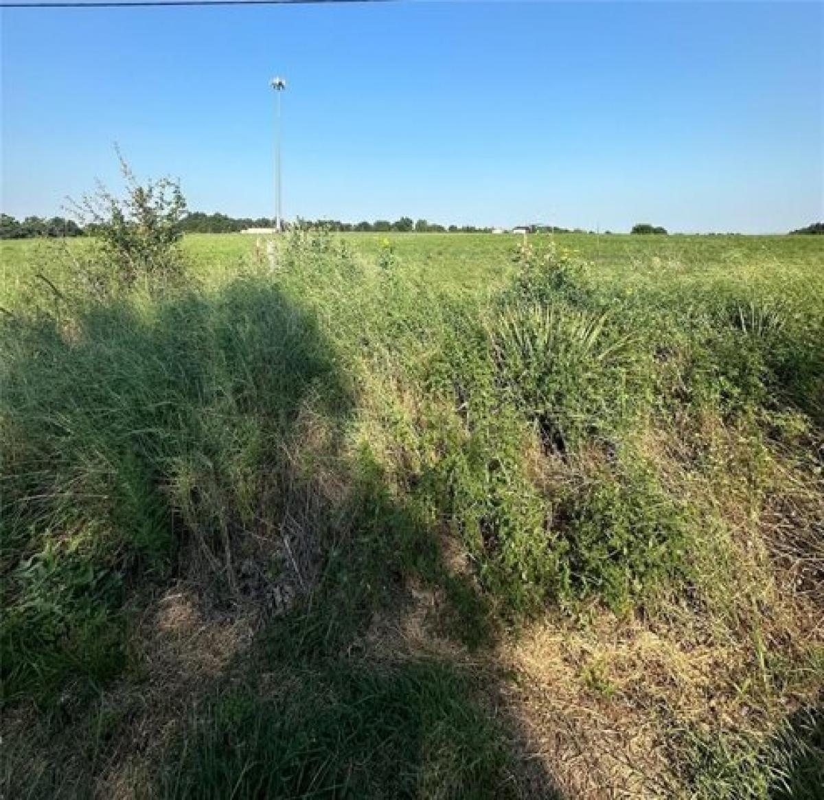 Picture of Residential Land For Sale in Choctaw, Oklahoma, United States