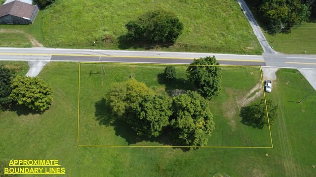 Picture of Residential Land For Sale in Red Boiling Springs, Tennessee, United States