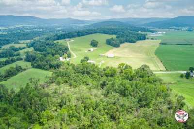 Home For Sale in Albany, Kentucky