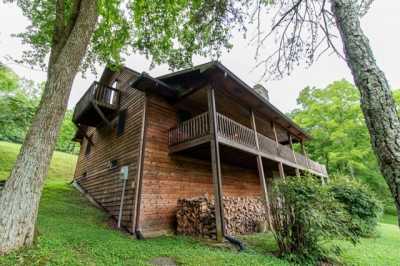 Home For Sale in Stamping Ground, Kentucky