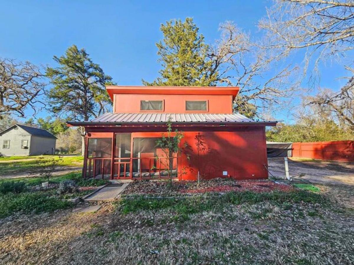 Picture of Home For Sale in Palestine, Texas, United States