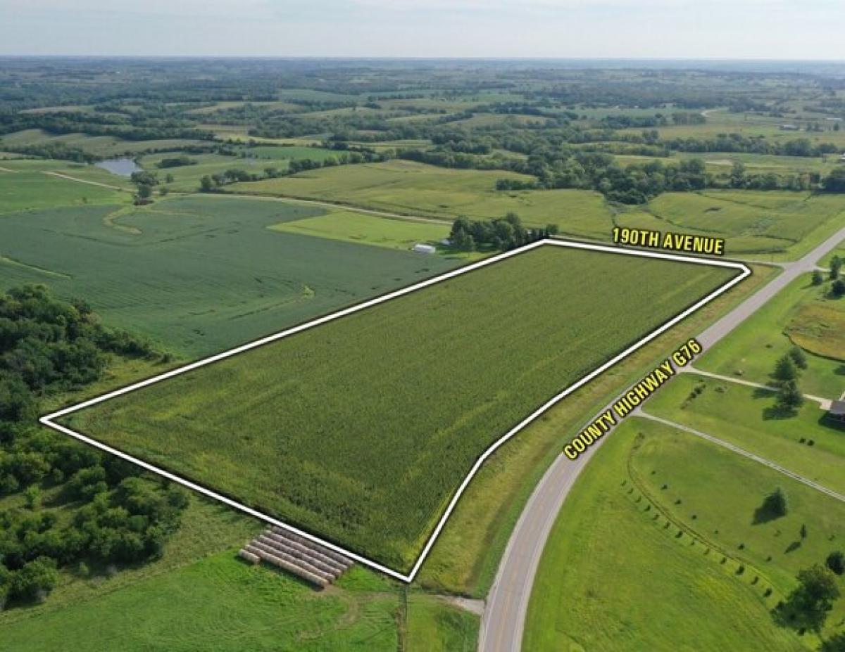 Picture of Residential Land For Sale in Lacona, Iowa, United States