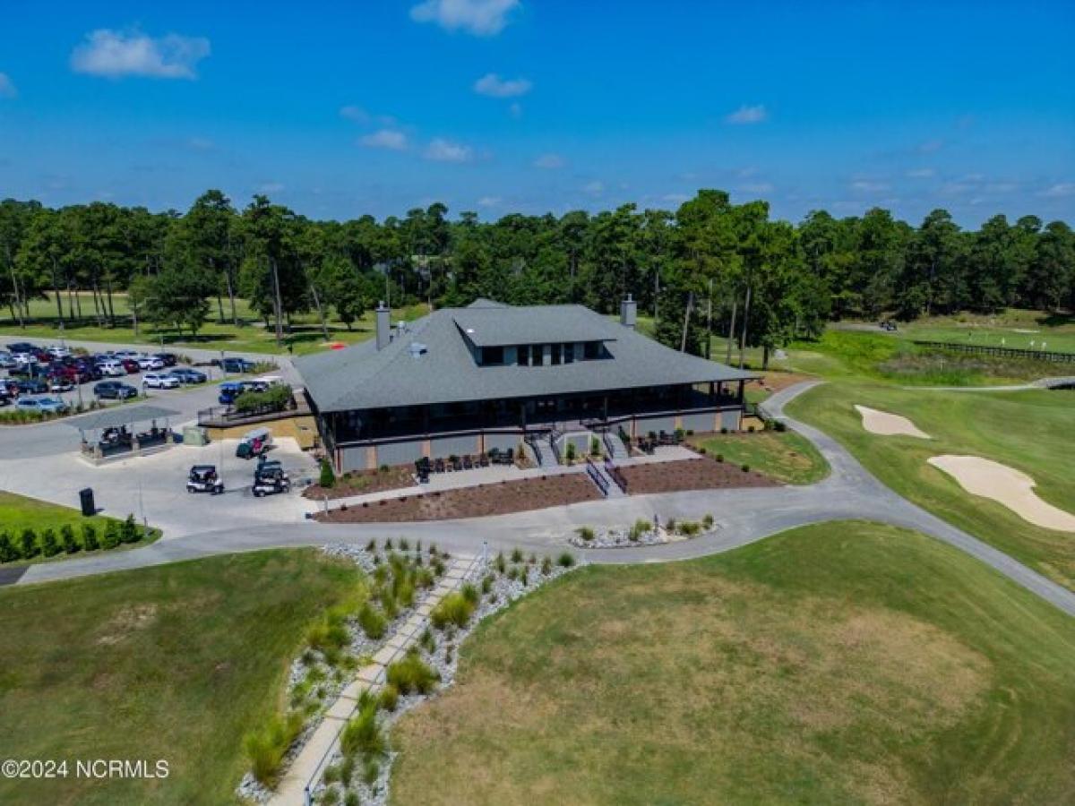 Picture of Residential Land For Sale in Shallotte, North Carolina, United States