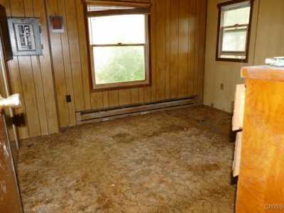 Home For Sale in Canastota, New York