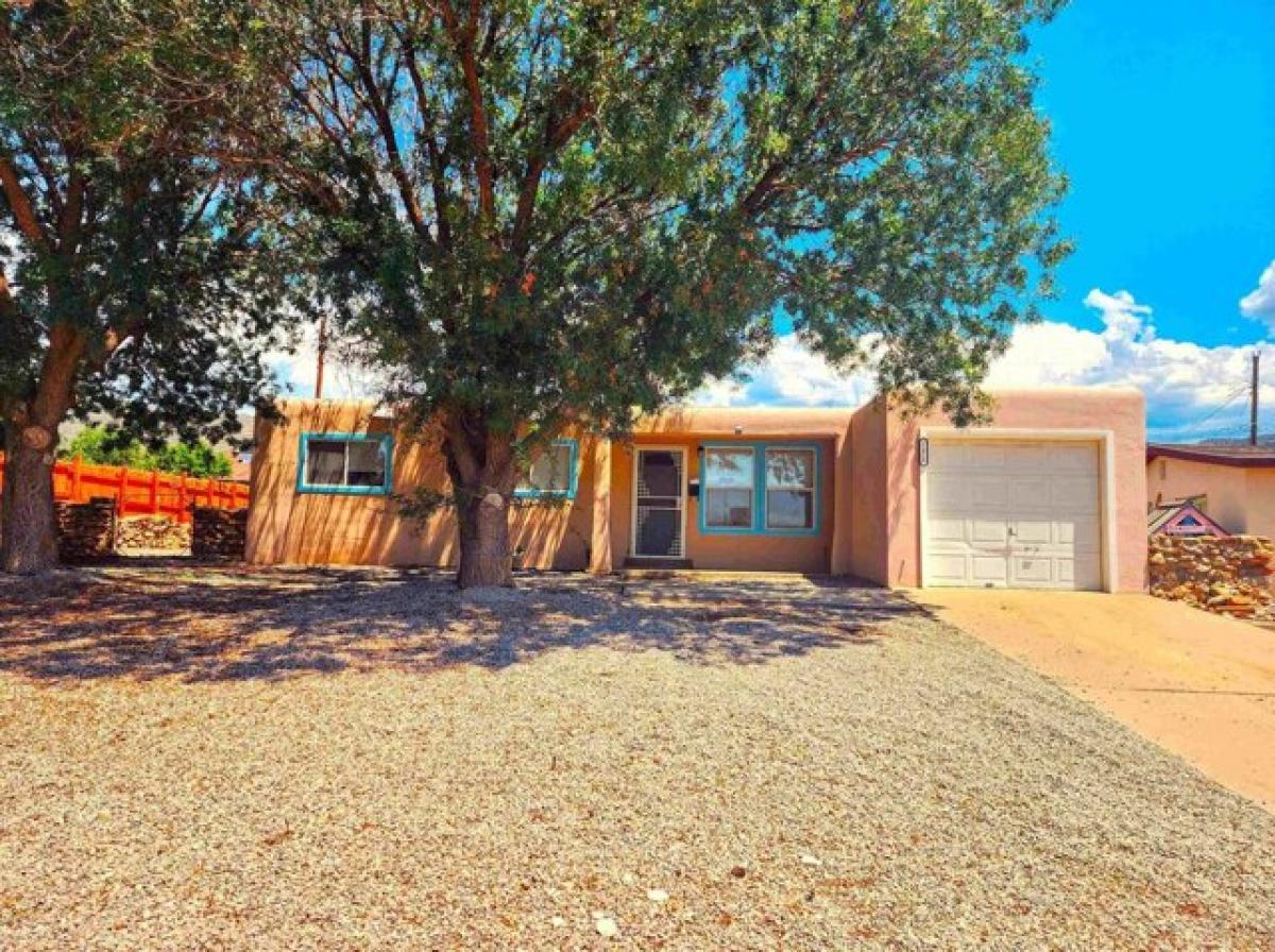 Picture of Home For Sale in Alamogordo, New Mexico, United States