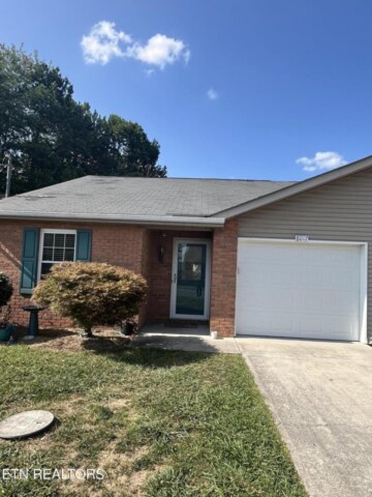 Picture of Home For Sale in Powell, Tennessee, United States