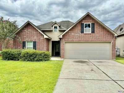 Home For Rent in Denham Springs, Louisiana