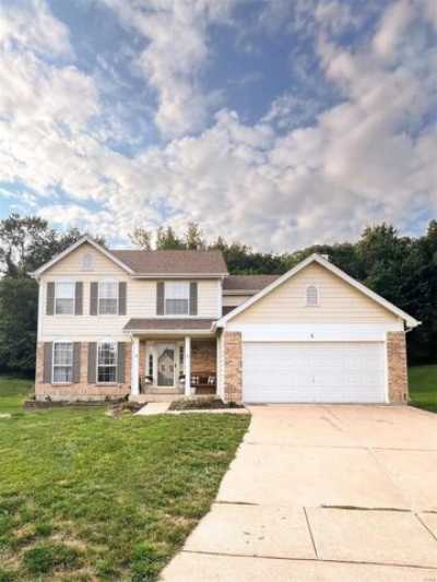 Home For Sale in Fenton, Missouri