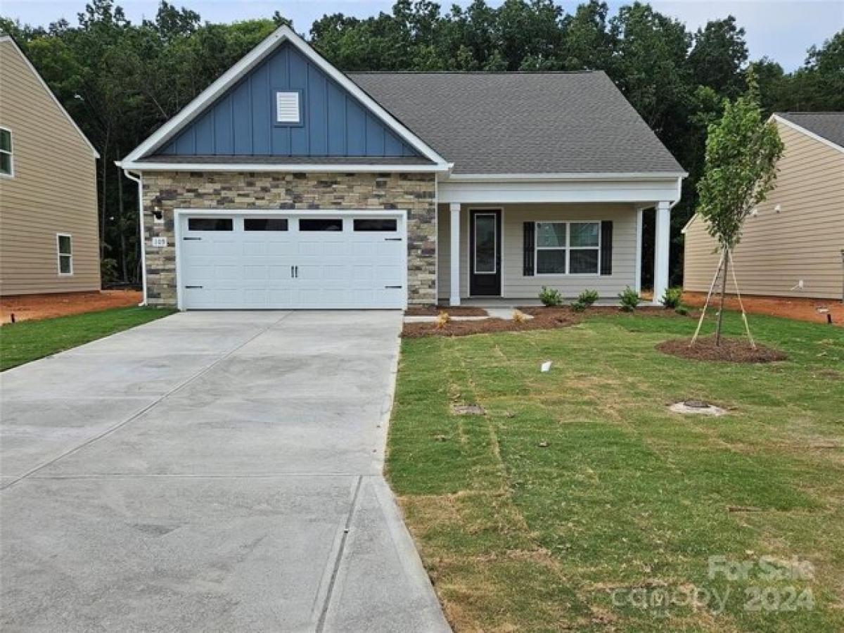 Picture of Home For Sale in Troutman, North Carolina, United States