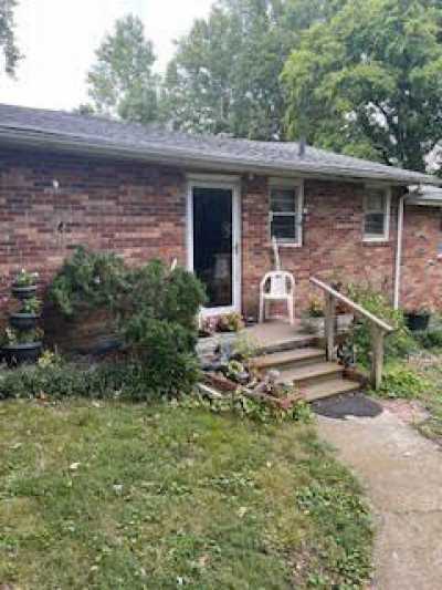 Home For Sale in Arrington, Tennessee