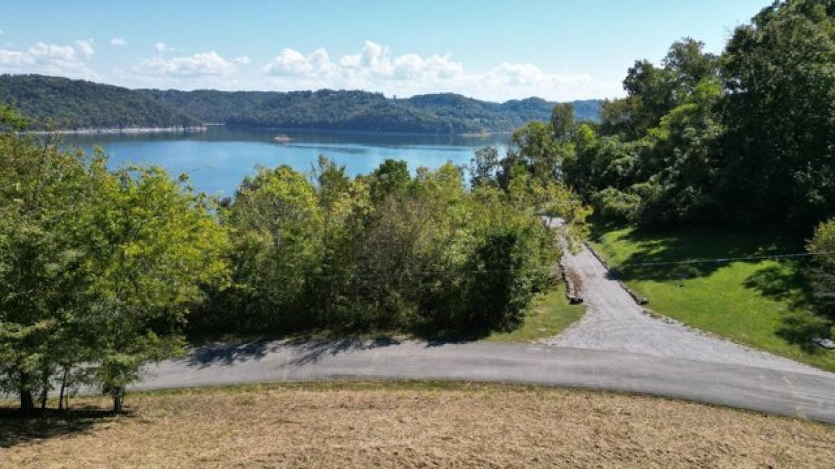 Picture of Residential Land For Sale in Silver Point, Tennessee, United States