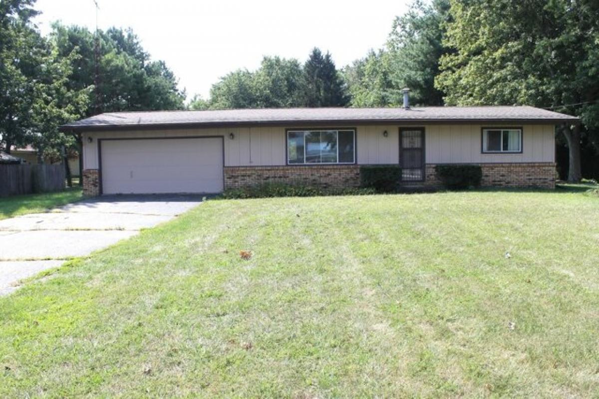 Picture of Home For Sale in Wheatfield, Indiana, United States