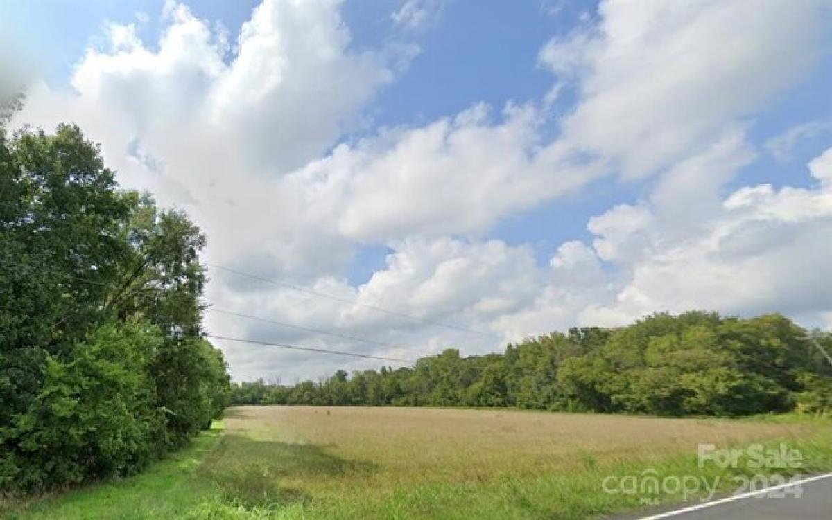 Picture of Residential Land For Sale in Harrisburg, North Carolina, United States