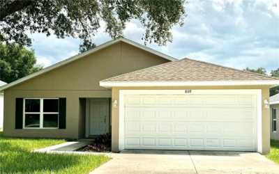 Home For Sale in Mascotte, Florida