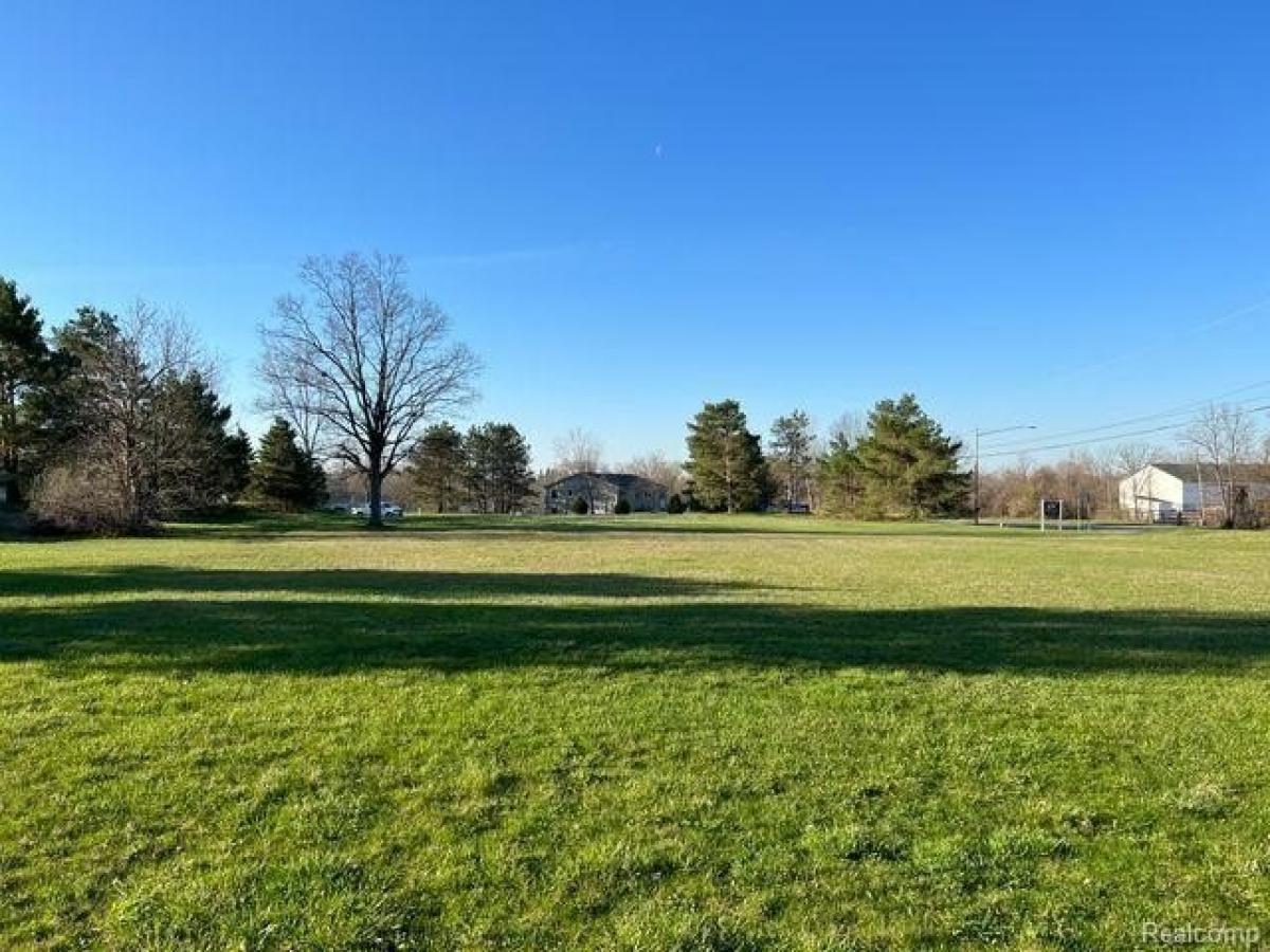 Picture of Residential Land For Sale in Grand Blanc, Michigan, United States