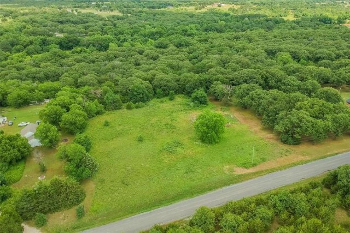 Picture of Residential Land For Sale in Meeker, Oklahoma, United States