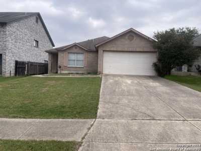 Home For Rent in Universal City, Texas