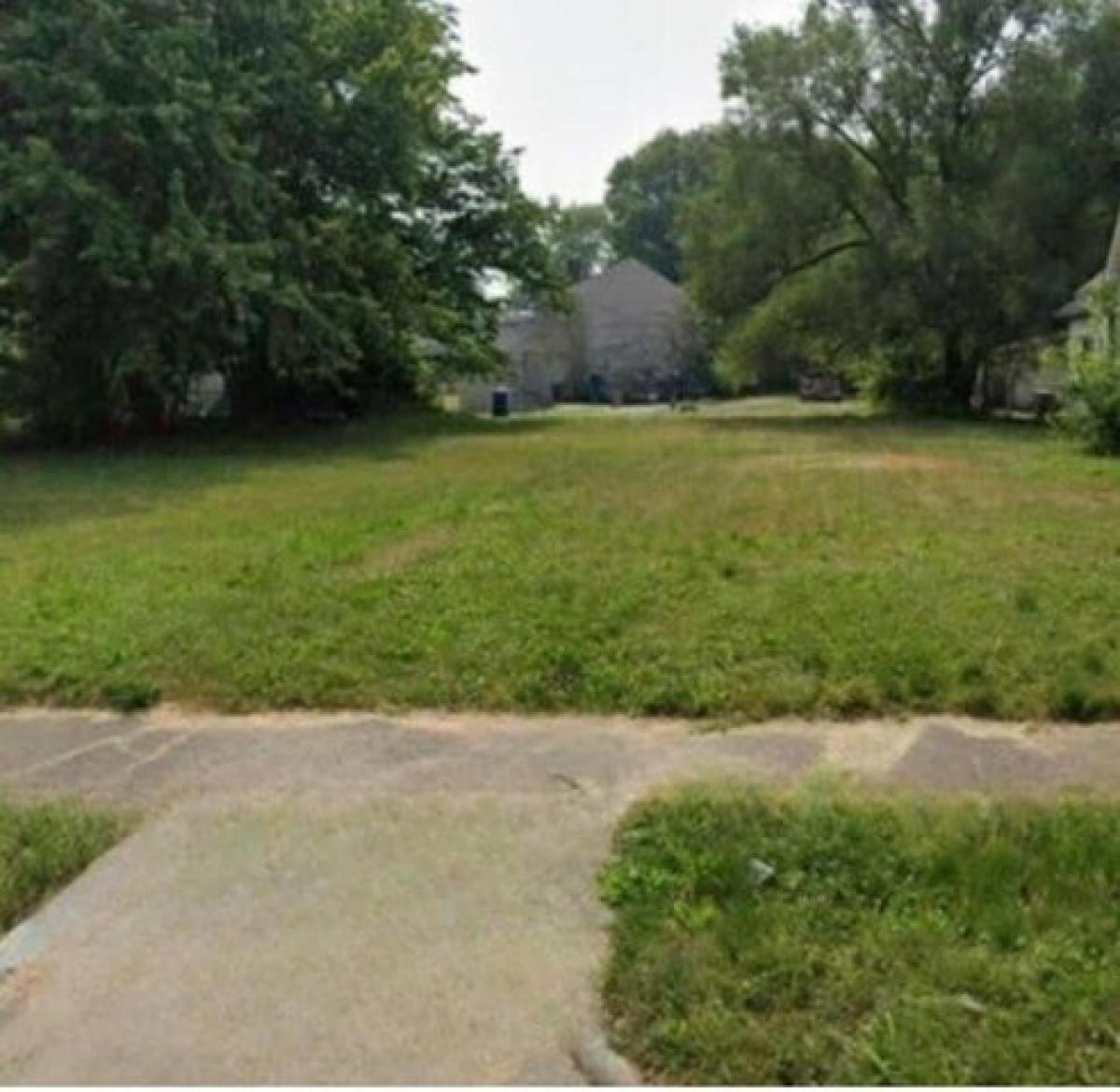 Picture of Residential Land For Rent in Terre Haute, Indiana, United States