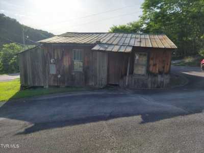 Home For Sale in Del Rio, Tennessee