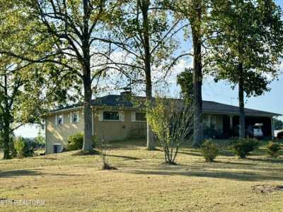 Home For Sale in Rockwood, Tennessee