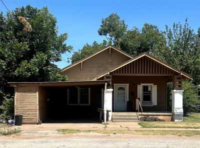 Home For Sale in Seymour, Texas