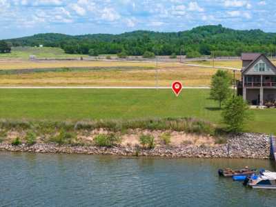 Residential Land For Sale in Clifton, Tennessee