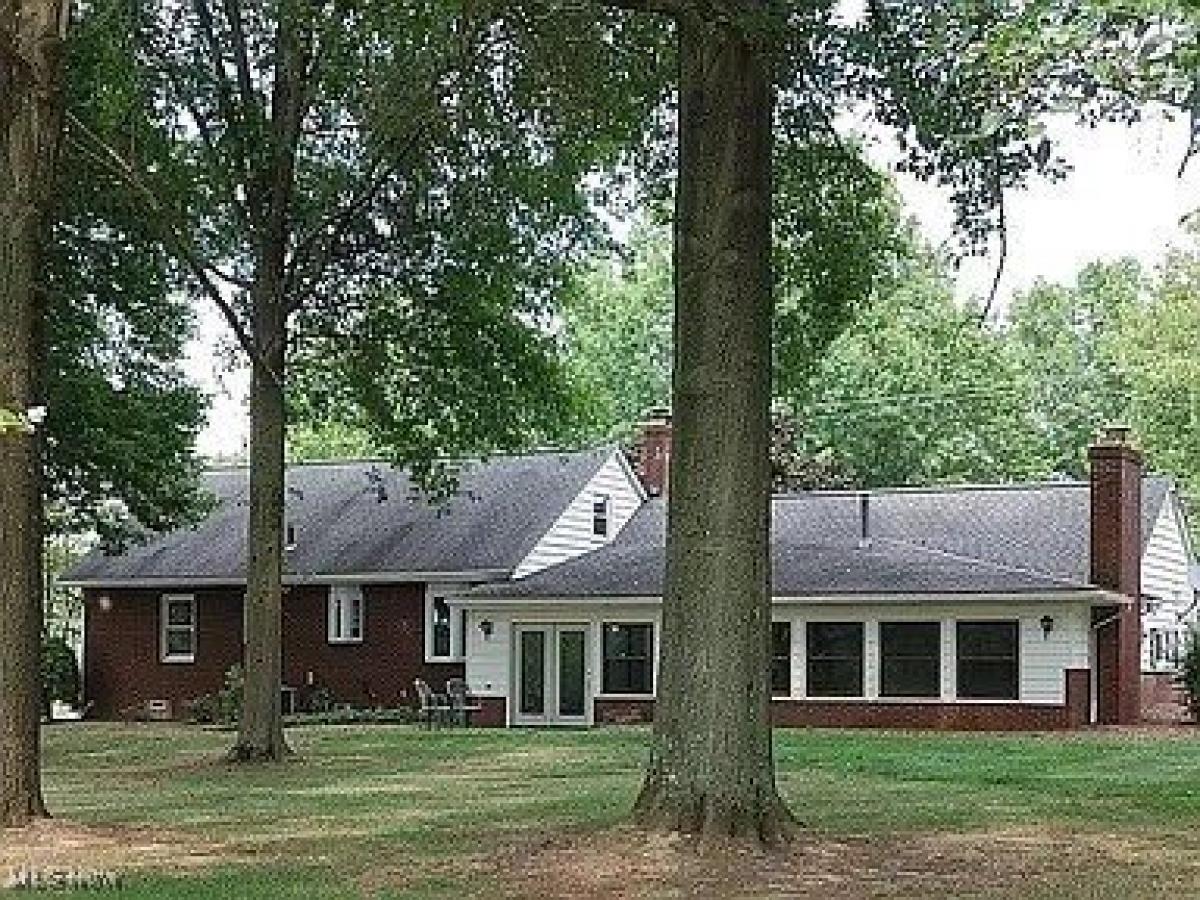 Picture of Home For Sale in Alliance, Ohio, United States