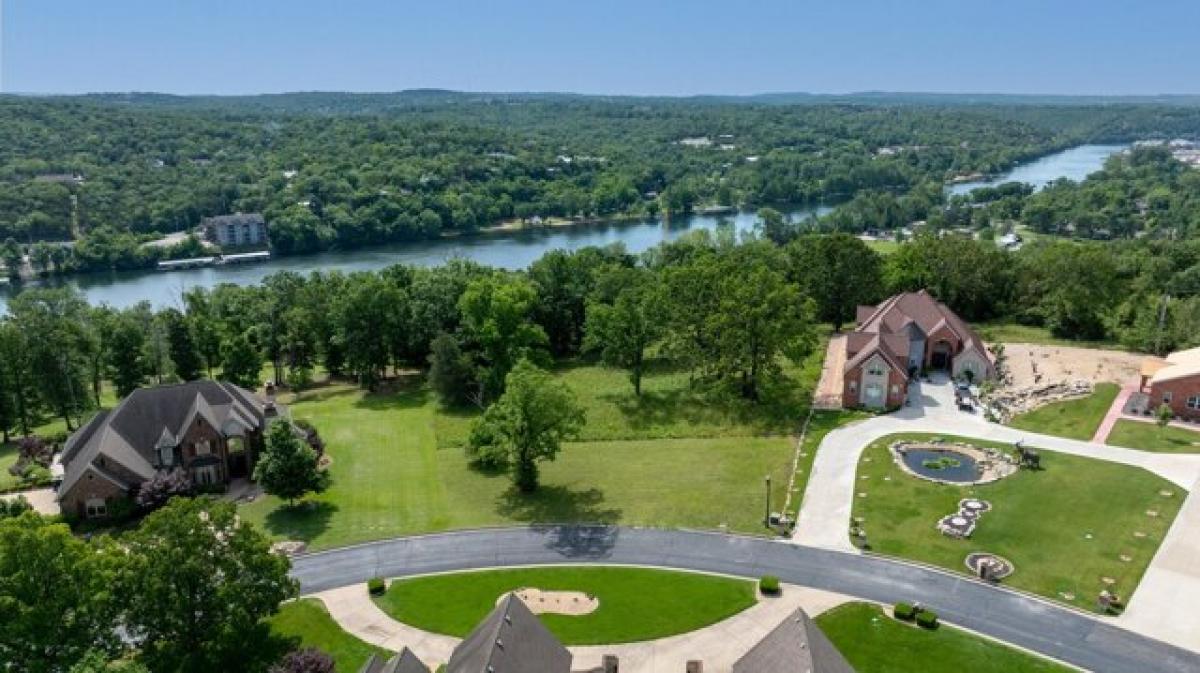 Picture of Residential Land For Sale in Branson, Missouri, United States