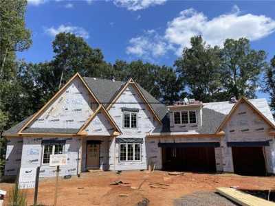 Home For Sale in Oak Ridge, North Carolina