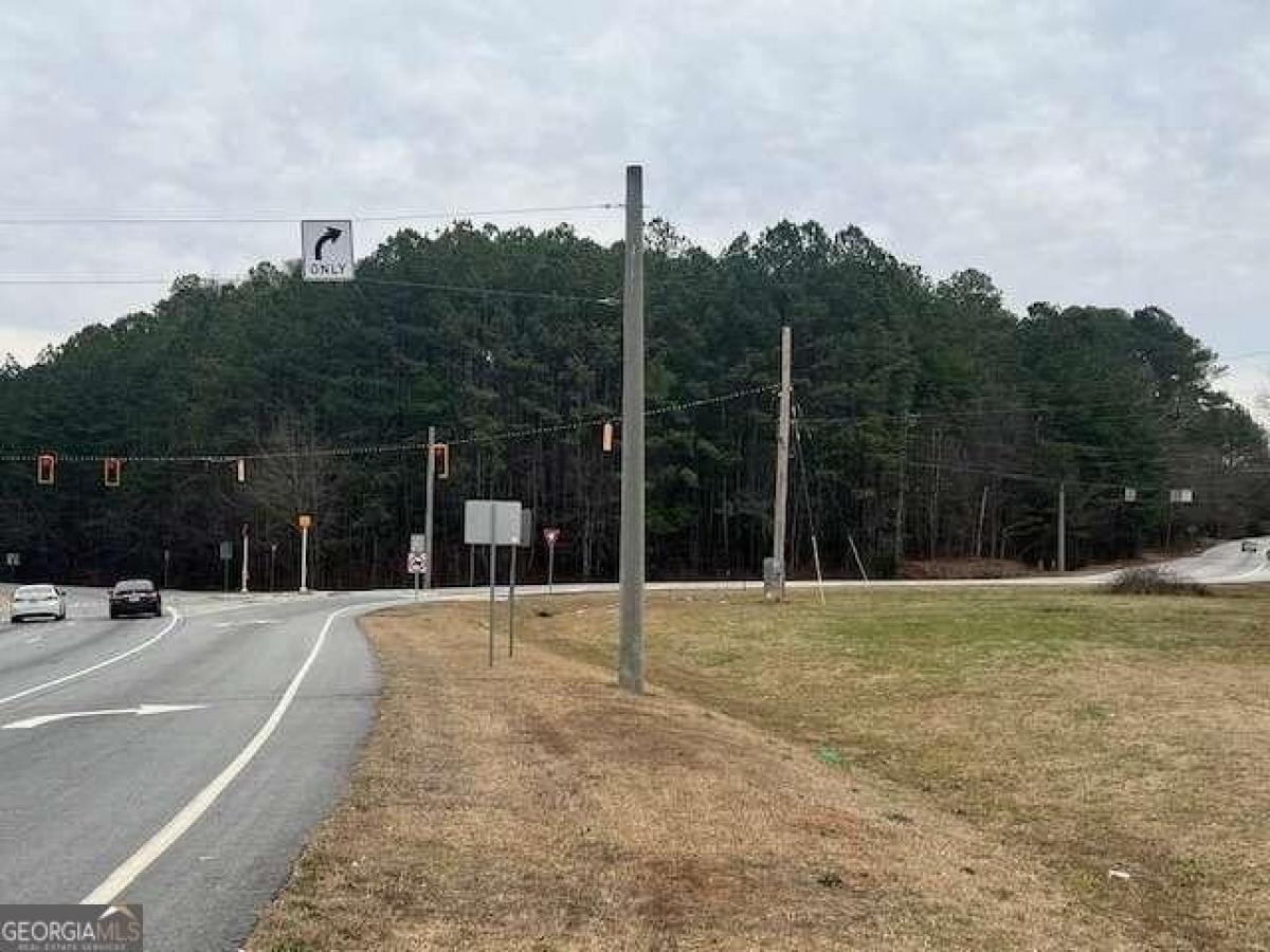 Picture of Residential Land For Sale in Fairburn, Georgia, United States