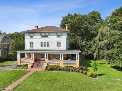 Home For Sale in Madison, New Jersey