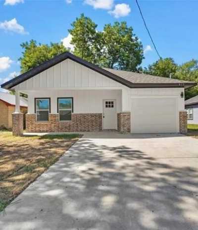 Home For Sale in Greenville, Texas