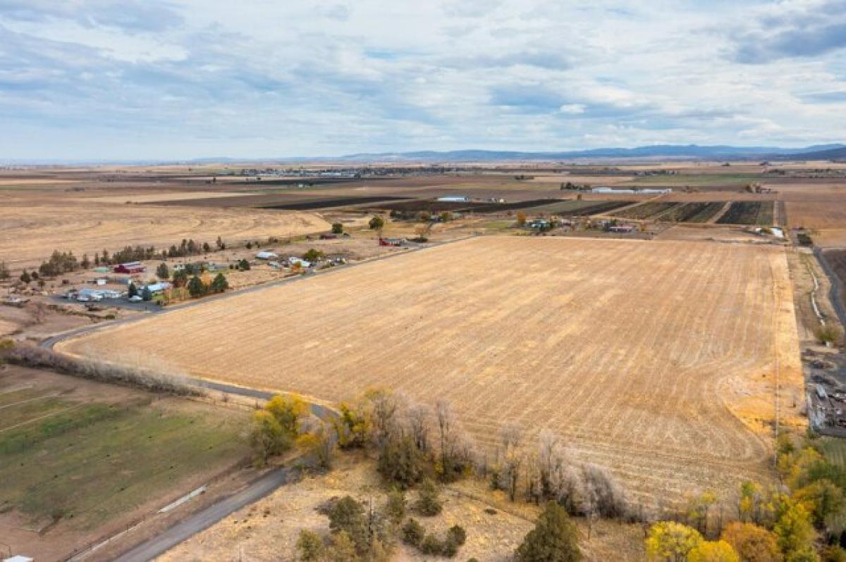 Picture of Home For Sale in Culver, Oregon, United States